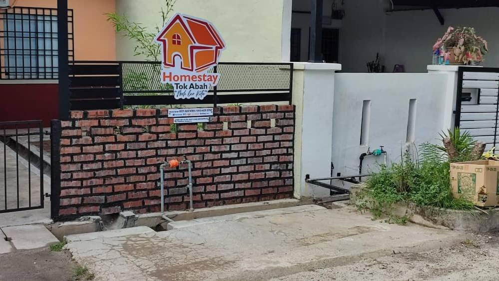 Homestay Tok Abah Seri Iskandar Exterior photo